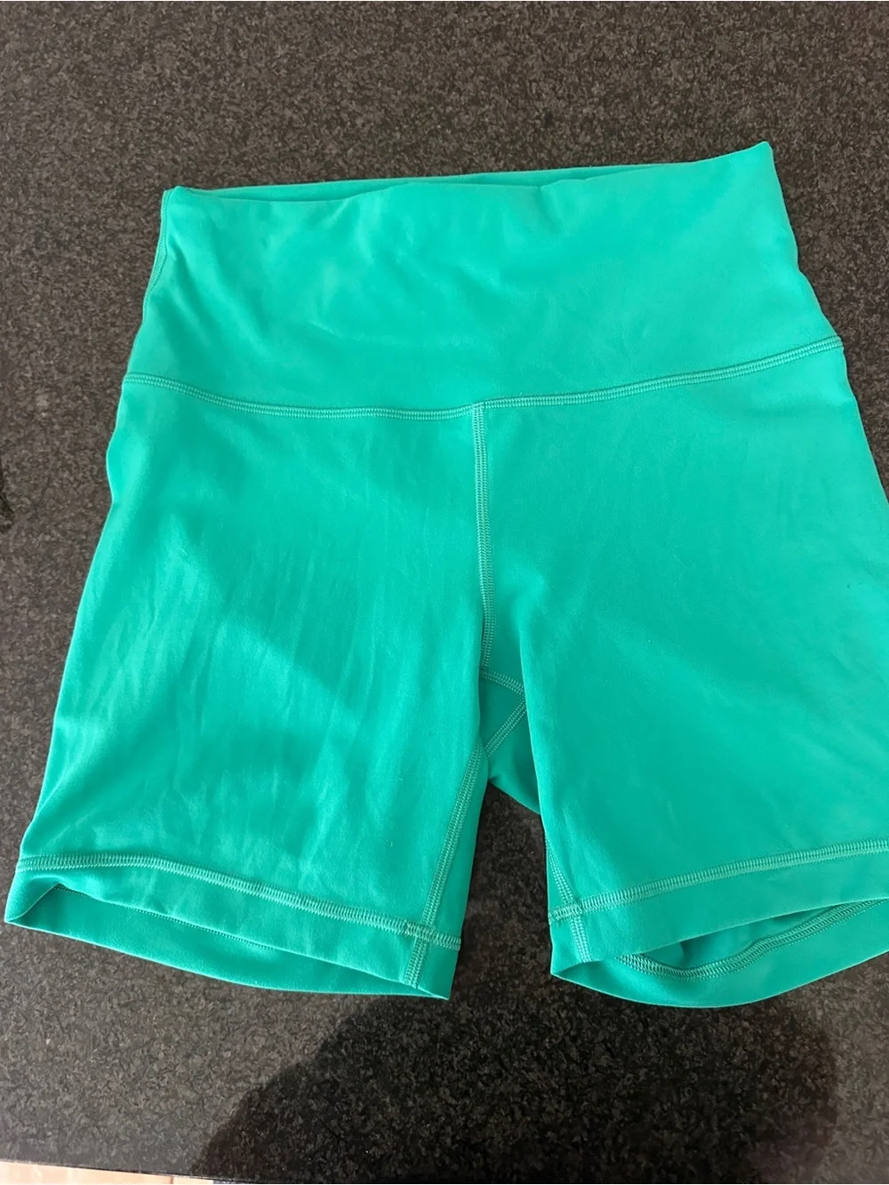 Lululemon Wonder Train HR Short 6”